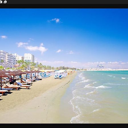 Panikos Beach Apartment I Larnaca Exterior foto